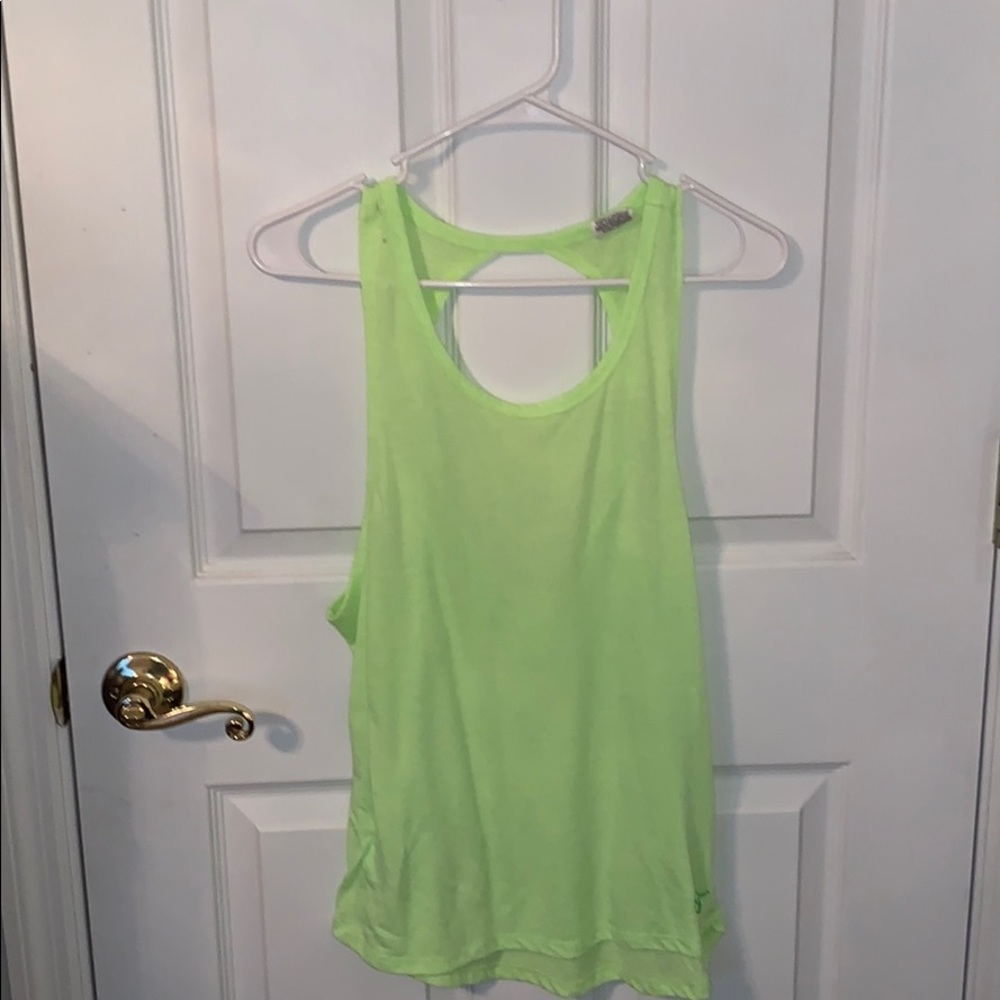 PINK VS lime tank